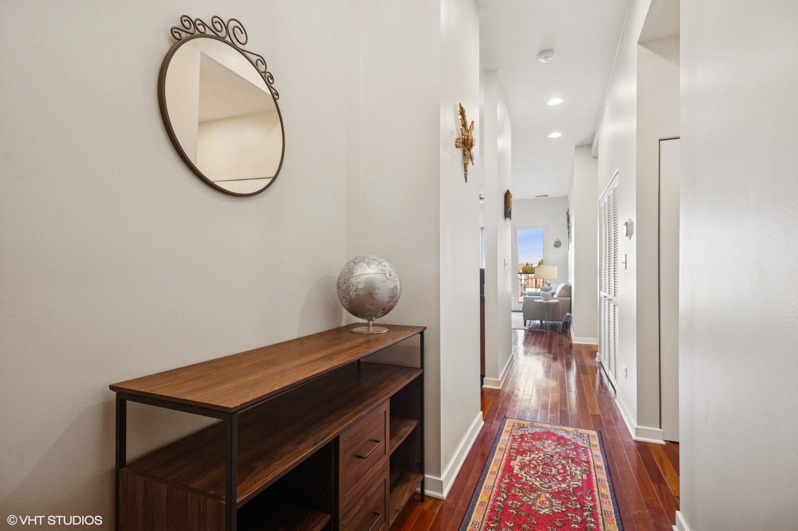 3021 West Armitage Avenue, Unit 404 Chicago, IL 60647 - Photo 2 of 22