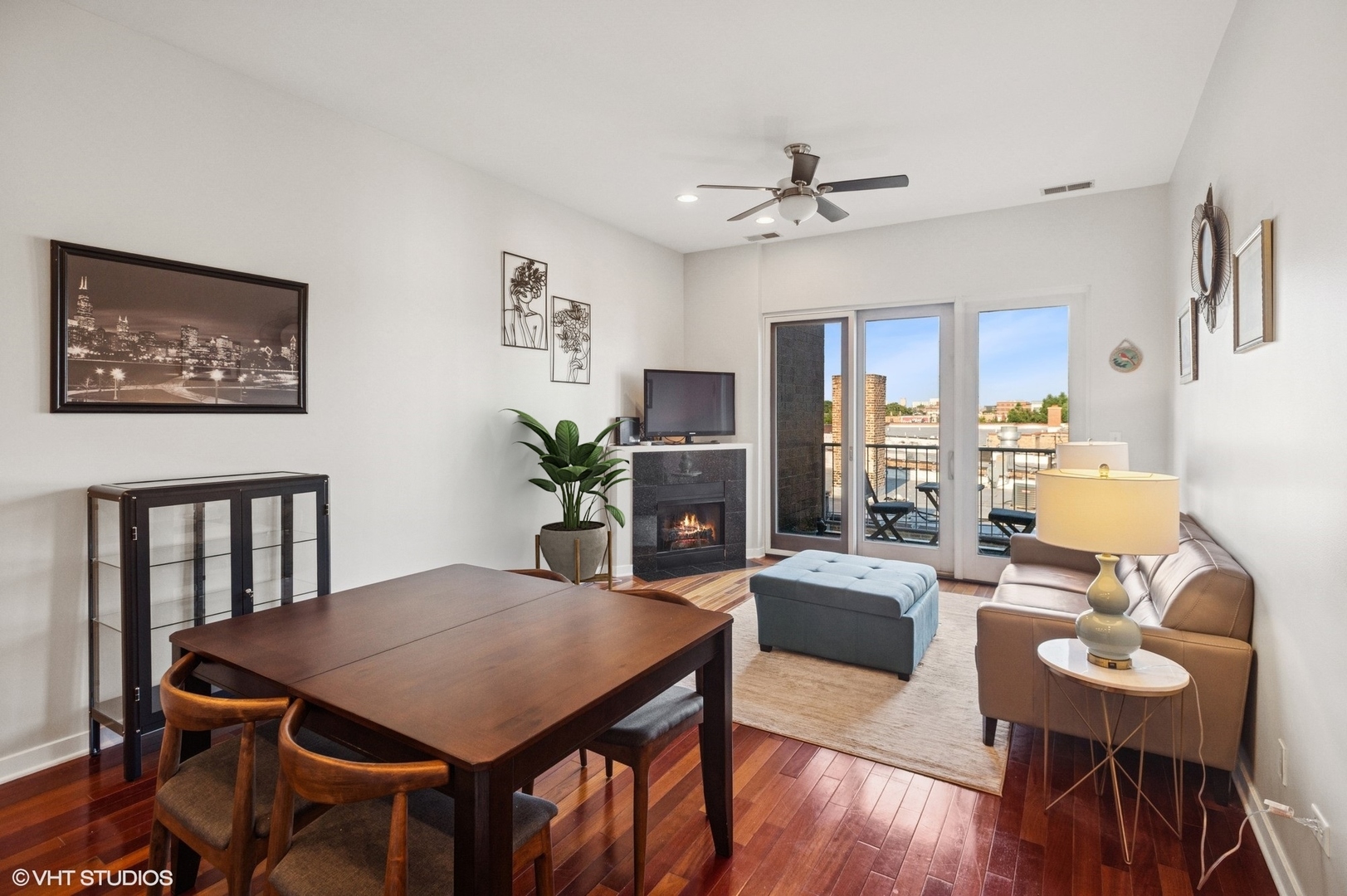 3021 West Armitage Avenue, Unit 404 Chicago, IL 60647 - Photo 3 of 22