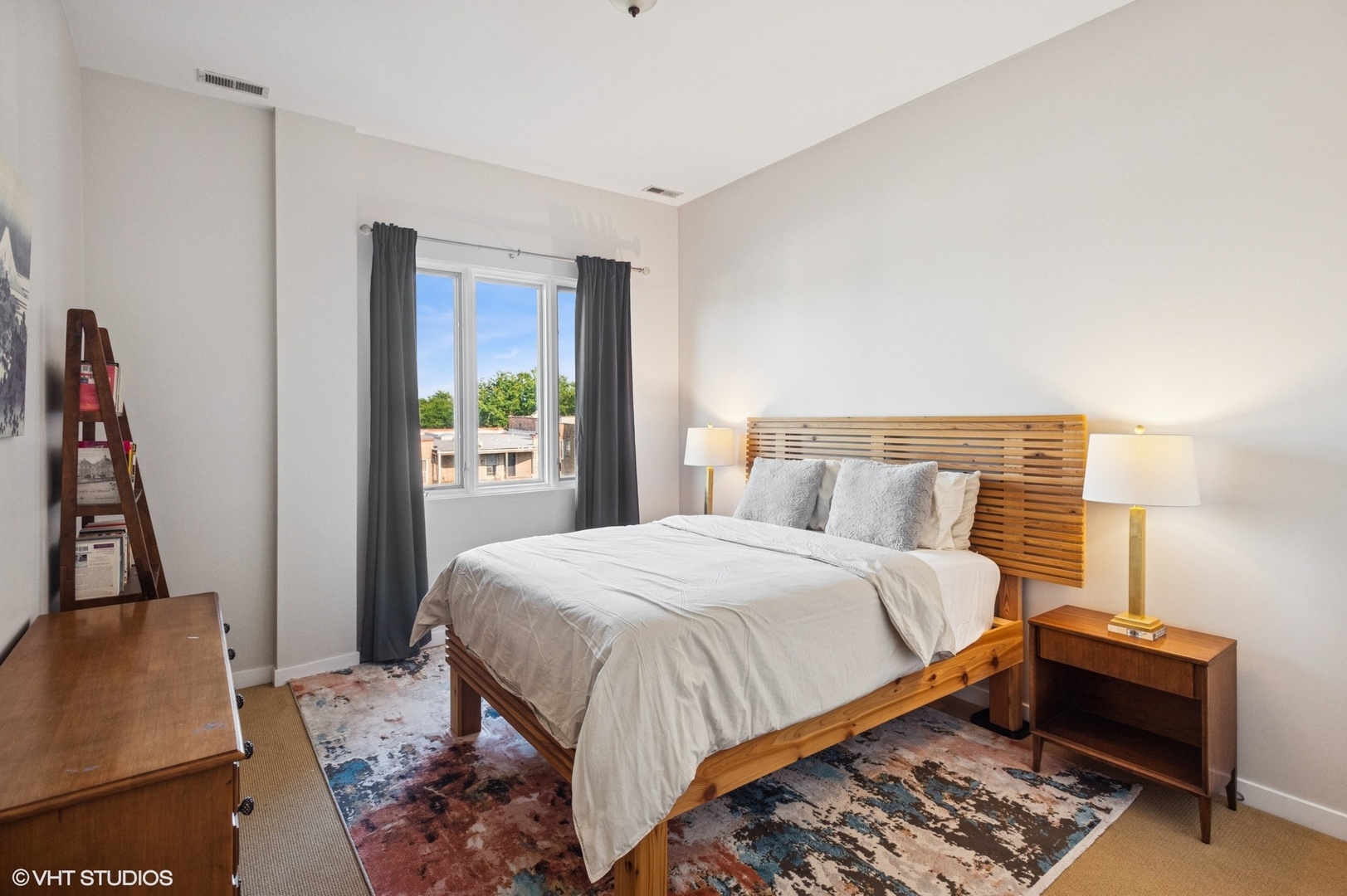 3021 West Armitage Avenue, Unit 404 Chicago, IL 60647 - Photo 9 of 22