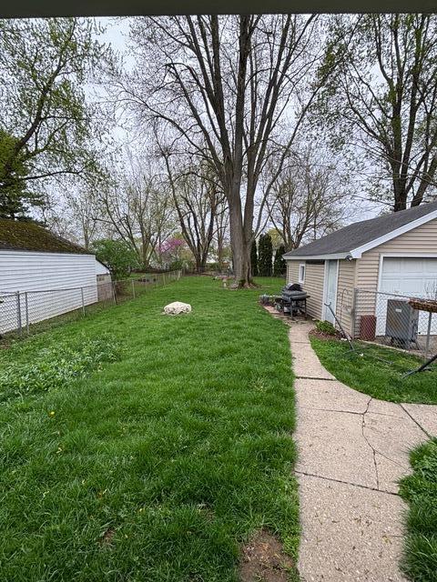 565 Riverside Avenue Adrian, MI 49221 - Photo 21 of 23 IMG_6227