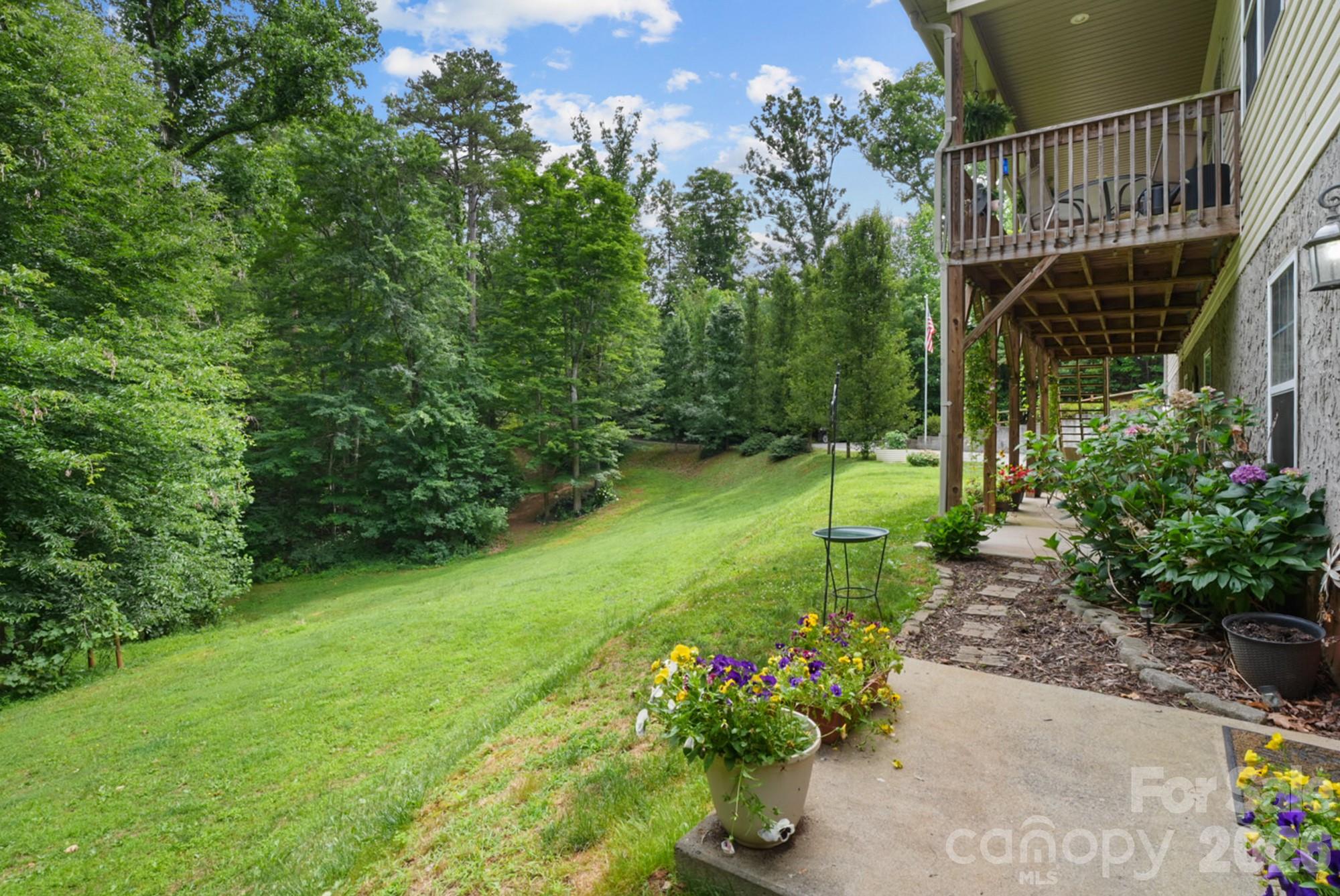 90 King Road Weaverville, NC 28787 - Photo 35 of 44
