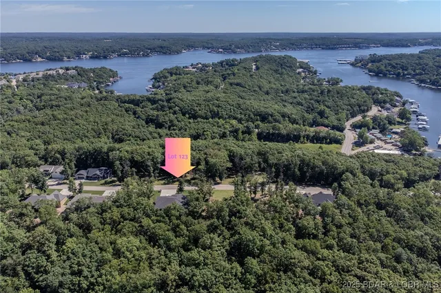 $20,000 | Lot 109 Terry Rd Lake, Lake Ozark, MO 65049