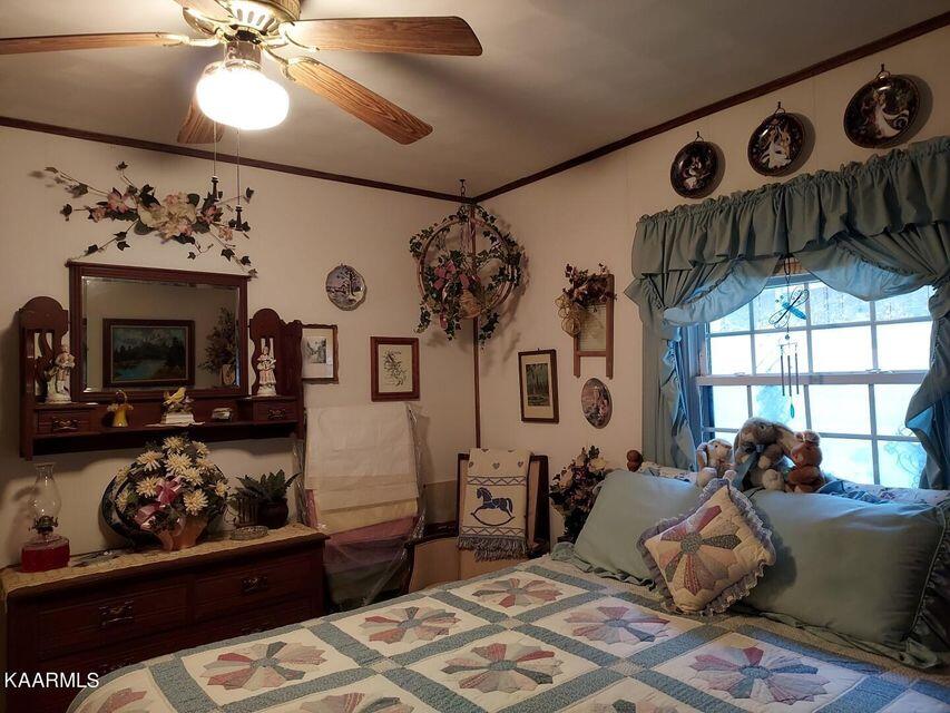 742 Perry Livesay Road Kyles Ford, TN 37765 - Photo 18 of 44 18