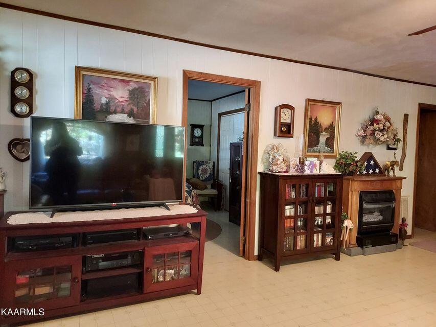 742 Perry Livesay Road Kyles Ford, TN 37765 - Photo 19 of 44 19