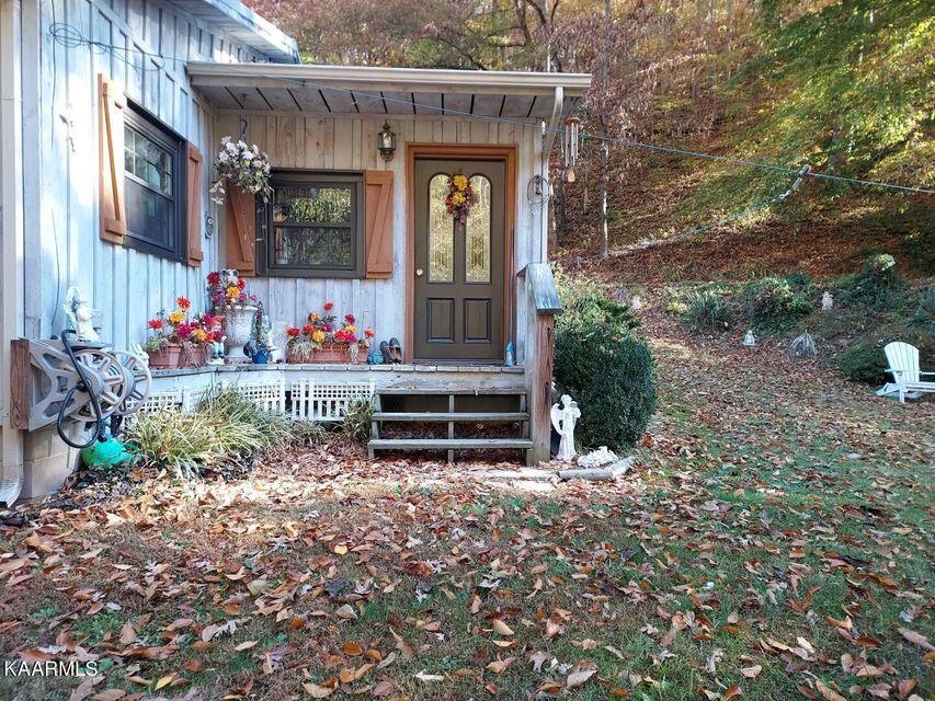 742 Perry Livesay Road Kyles Ford, TN 37765 - Photo 2 of 44 2