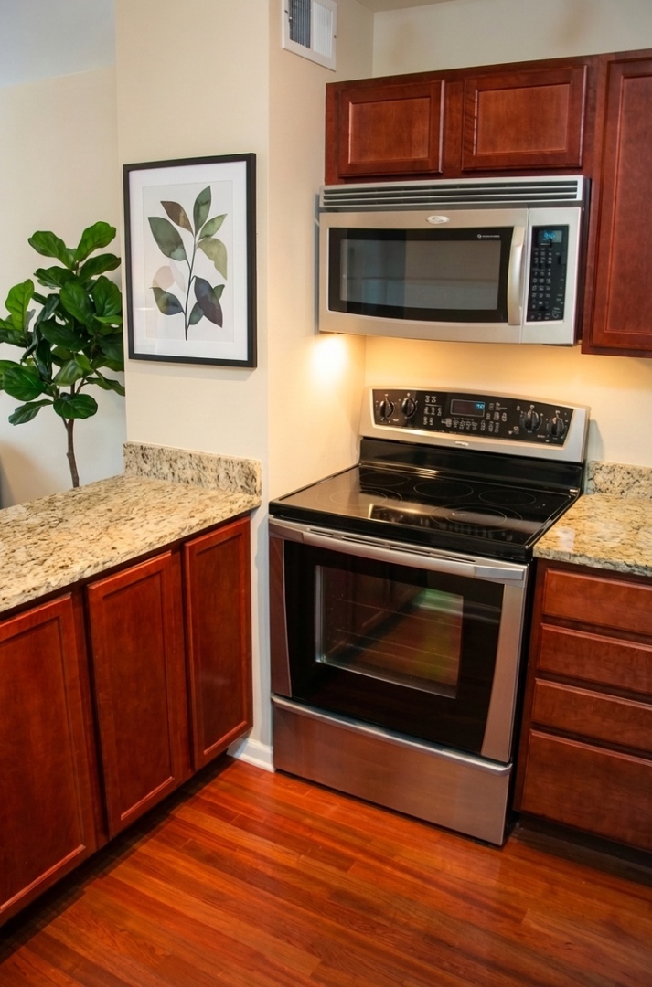 222 East Pearson Street, Unit 503 Chicago, IL 60611 - Photo 6 of 15