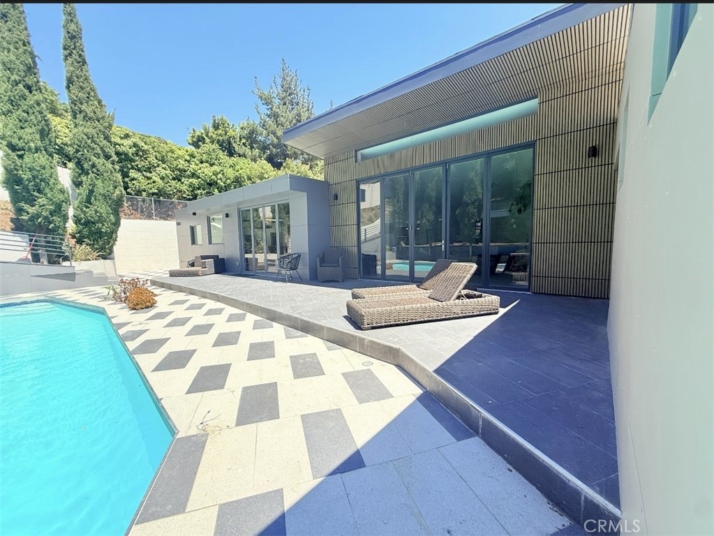 1801 Roscomare Road Los Angeles, CA 90077 - Photo 34 of 38
