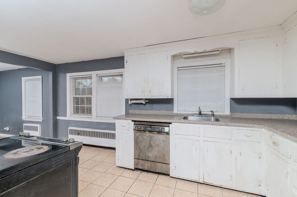 8 Upham Street Randolph, MA 02368 - Photo 9 of 21 Gallery Image 9