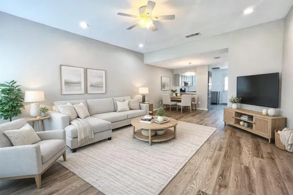 $1,595 | 2403 Kingsford Court, Arlington, TX 76017