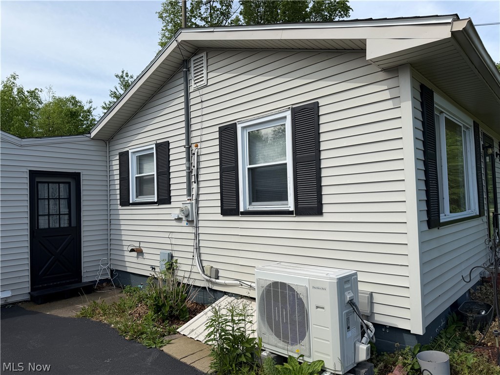 6056 Ivan Road Ashtabula, OH 44004 - Photo 13 of 14