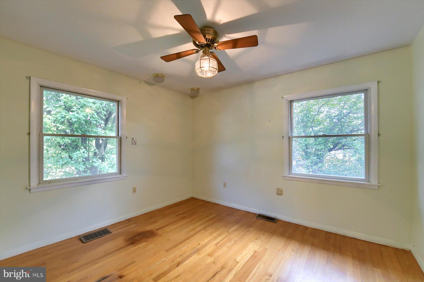1095 Grove Road Harrisburg, PA 17111 - Photo 25 of 44 Gallery Image 25