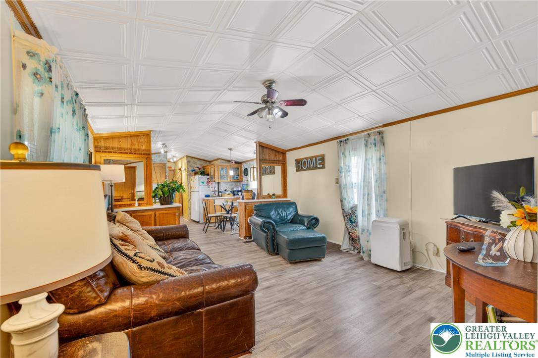 8766 Turkey Ridge Road Breinigsville, PA 18031 - Photo 8 of 35