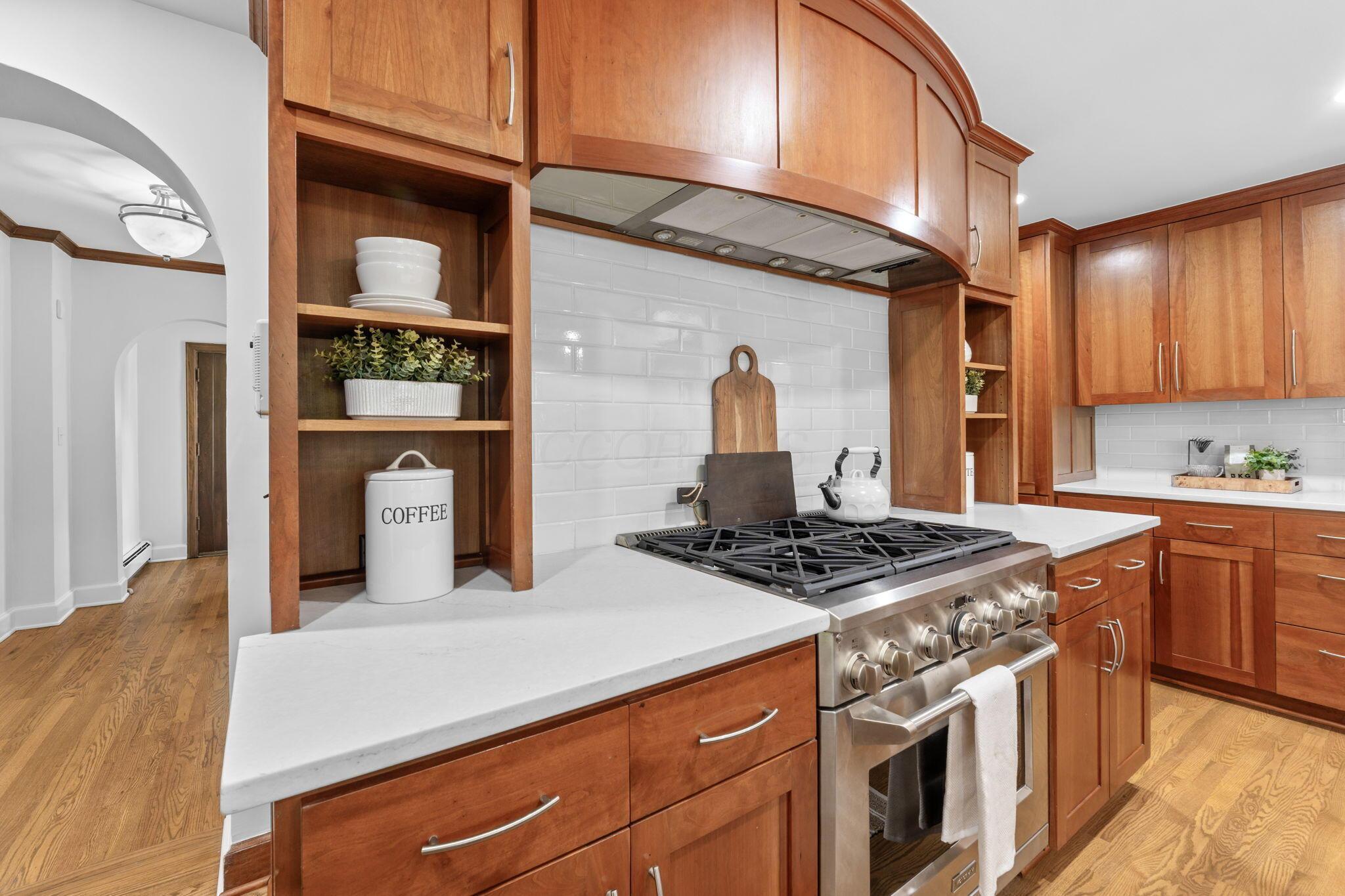 2134 Yorkshire Road Columbus, OH 43221 - Photo 13 of 53 2134 Yorkshire Rd (Interior)-7