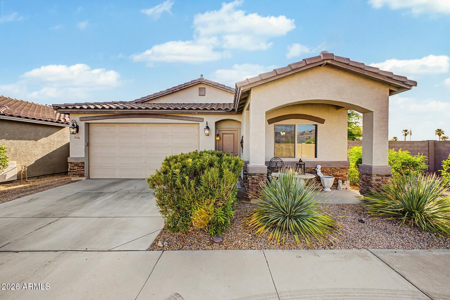 1616 South Aryelle Road Apache Junction, AZ 85119 - Photo 1 of 15 01-Aryelle