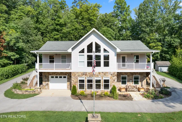 $762,800 | 373 Lindsey Mill Circle, Rocky Top, TN 37769