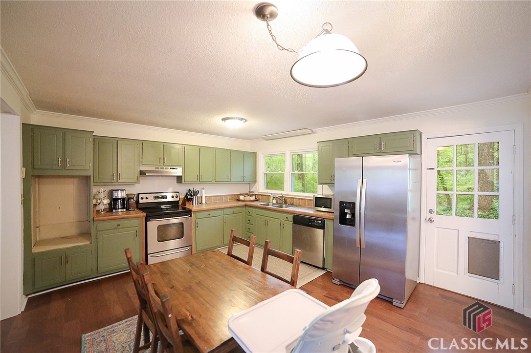 281 Rhodes Drive Athens, GA 30606 - Photo 13 of 44