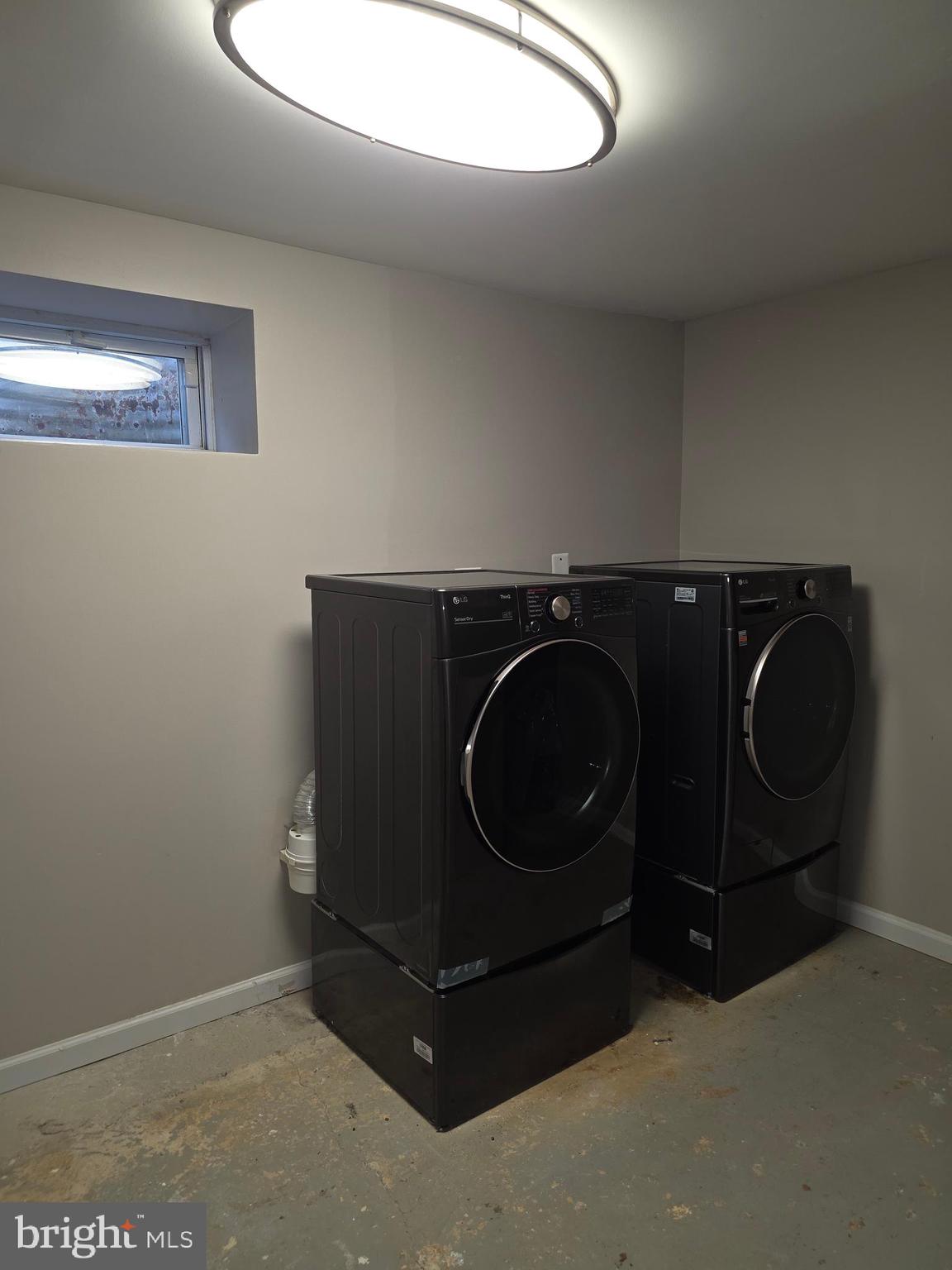 3002 Ivy Bridge Road Fort Washington, MD 20744 - Photo 38 of 65 a utility room with dryer and washer