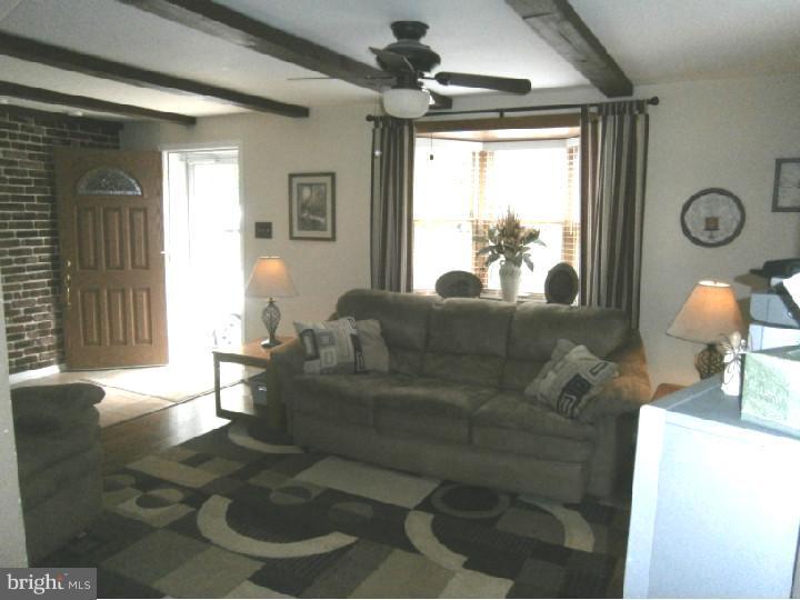 166 Maple Hill Road Wilmington, DE 19804 - Photo 3 of 17 Gallery Image 3