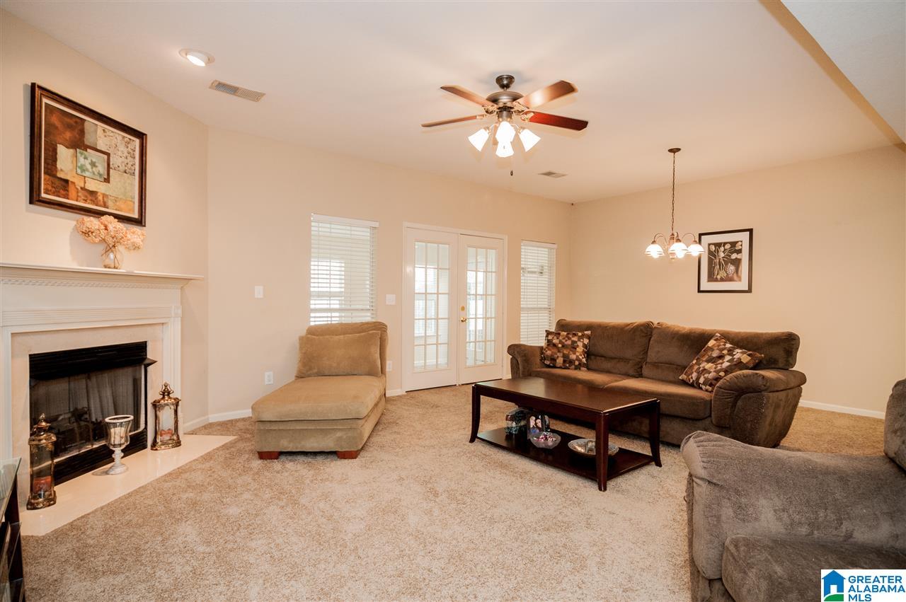 147 Frances Lane Helena, AL 35080 - Photo 3 of 28