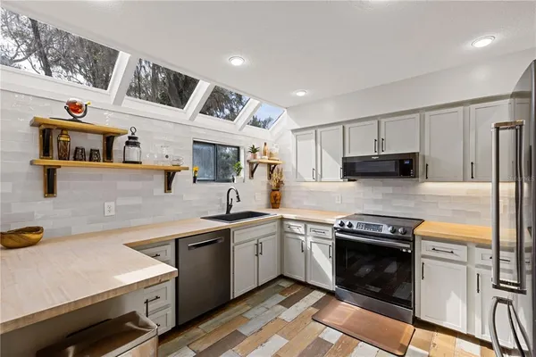 $184,769 | 1621 Northeast 2nd Street, Unit 101, Ocala, FL 34470