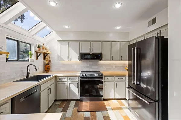 $184,769 | 1621 Northeast 2nd Street, Unit 101, Ocala, FL 34470