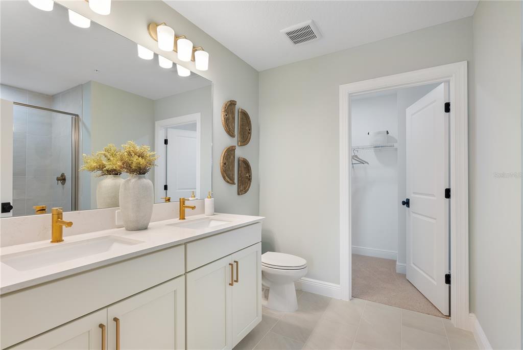 17812 Broadleaf Loop Venice, FL 34293 - Photo 11 of 24