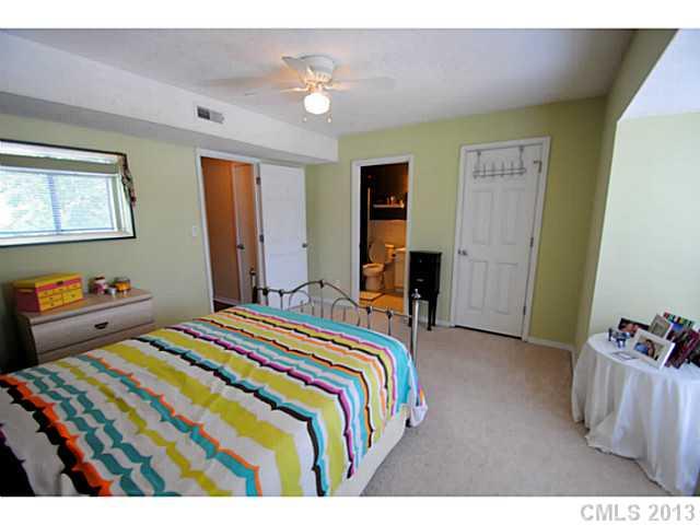 11067 Cedar View Road Charlotte, NC 28226 - Photo 11 of 16