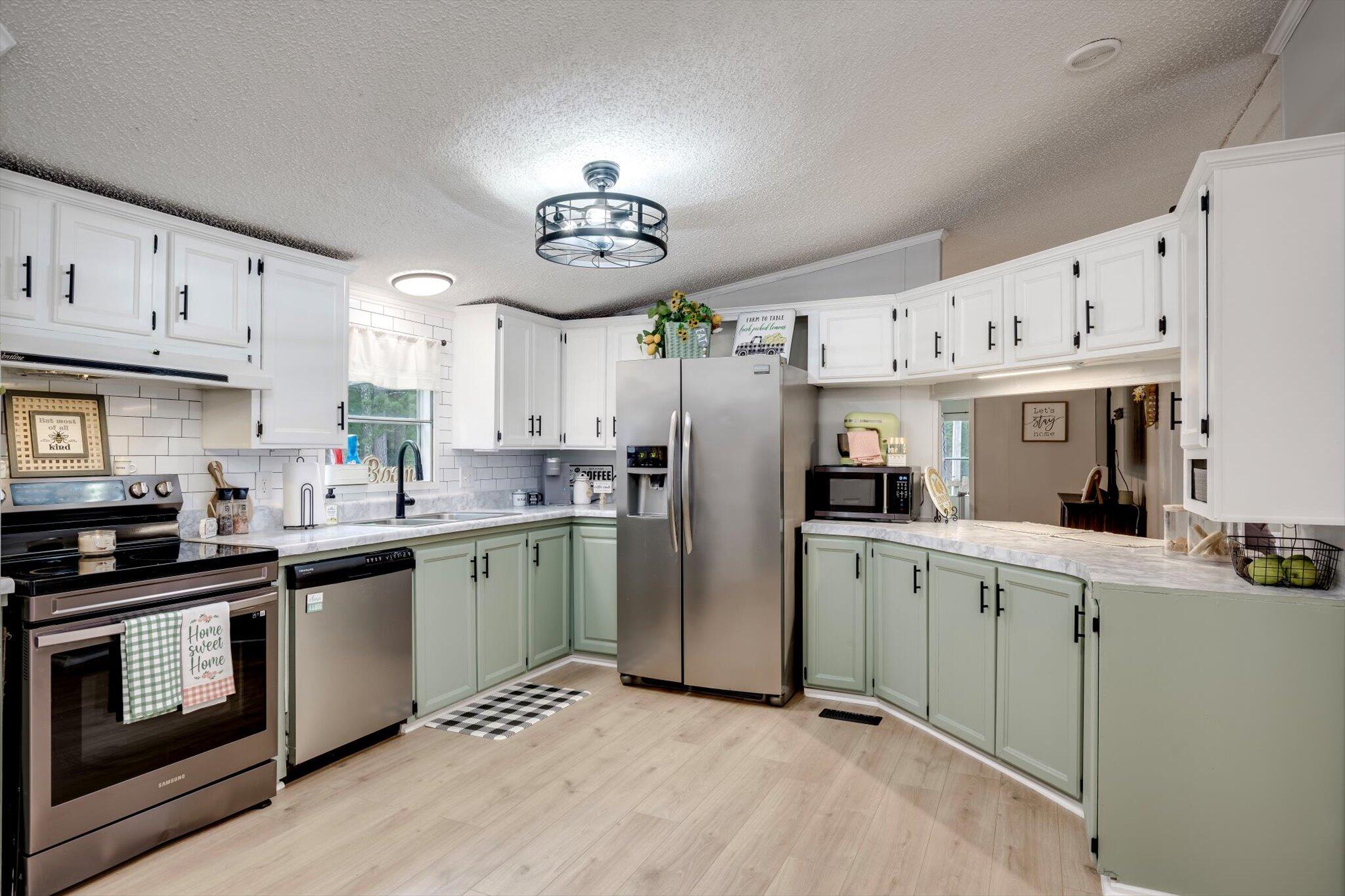 659 Thenas Garden Aiken, SC 29803 - Photo 7 of 36 08-008-