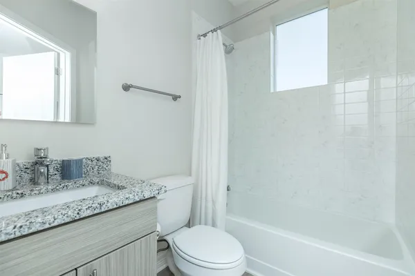 $1,550 | 1201 West Whitestone Boulevard, Unit C103, Cedar Park, TX 78613