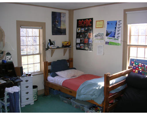 15-17 Spring Street Essex, MA 01929 - Photo 10 of 15
