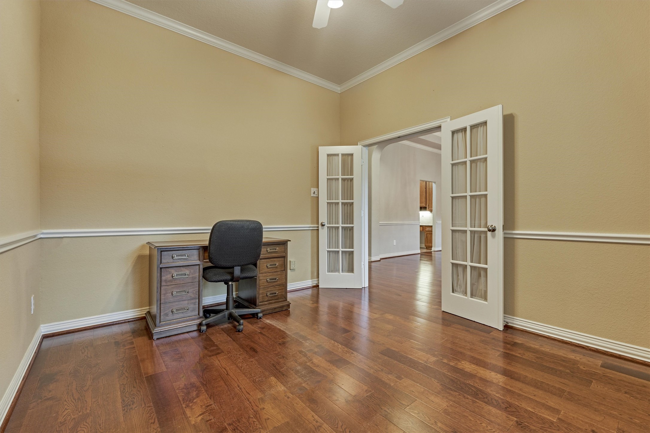 1608 Beau Rivage Drive Conroe, TX 77304 - Photo 15 of 49