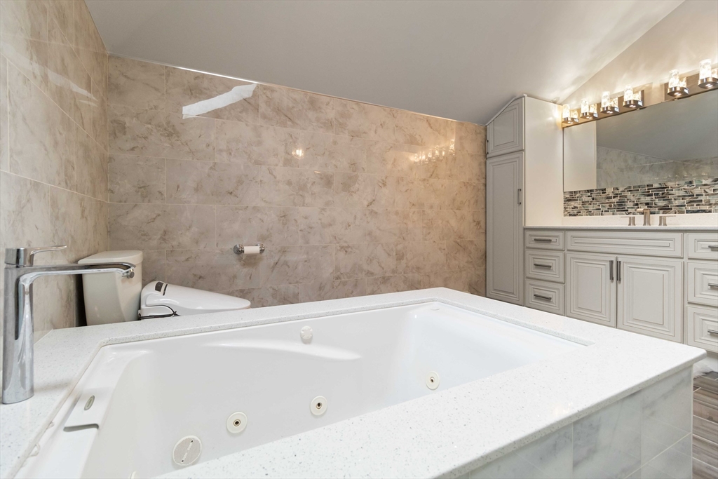 141 Gardiner Road Quincy, MA 02169 - Photo 19 of 35