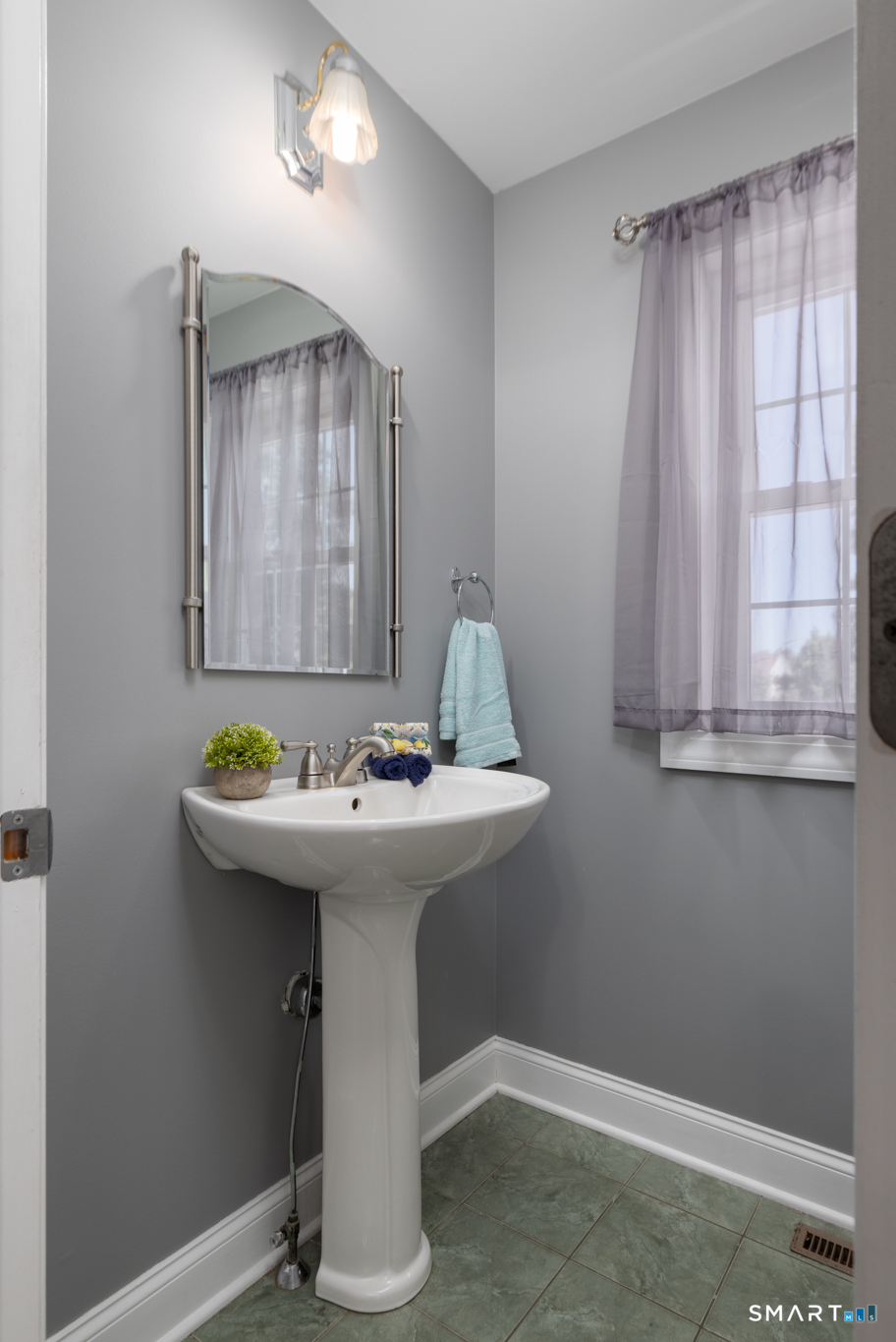 12 Quarry Farms, Unit 12 Meriden, CT 06451 - Photo 10 of 28