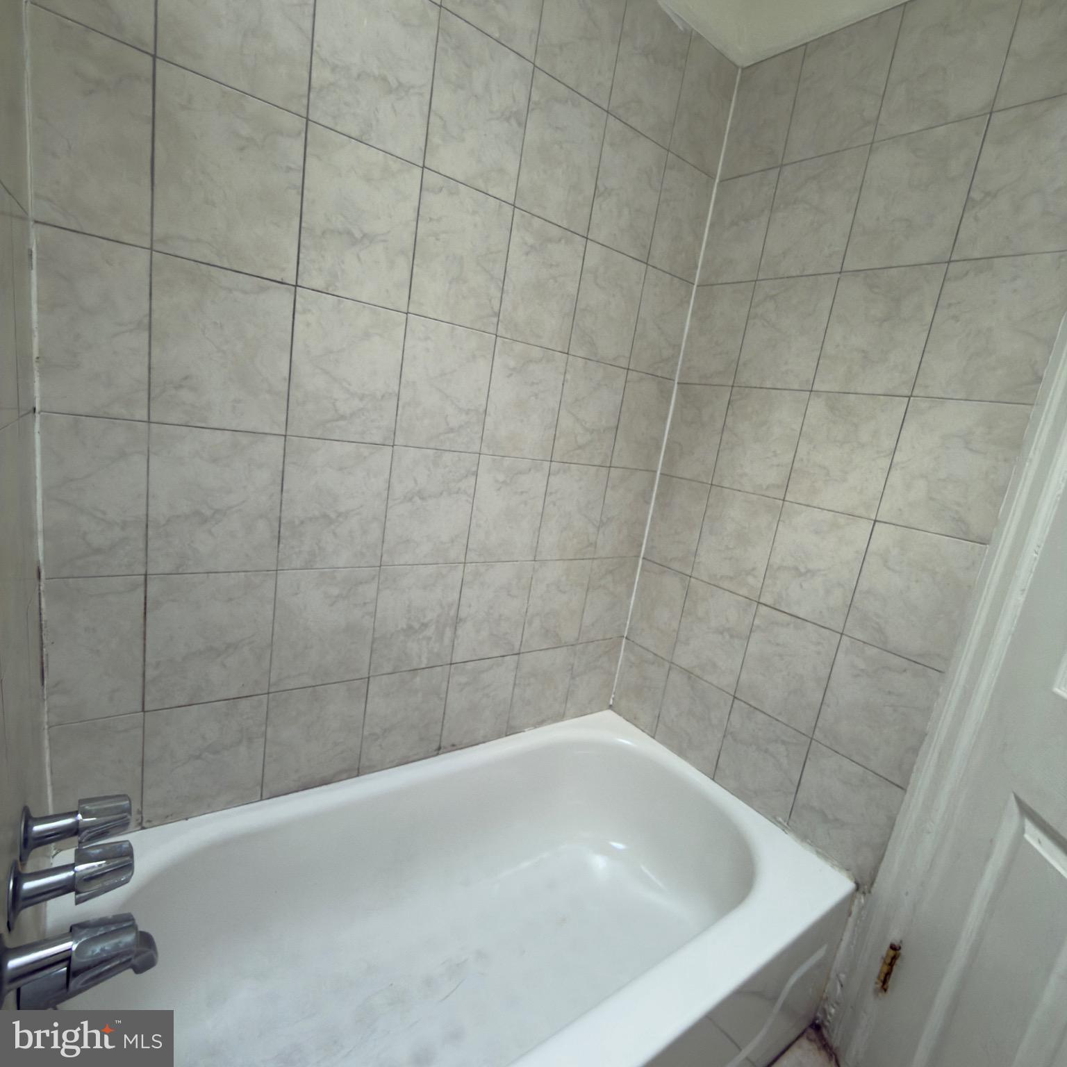 313 North Redfield Street Philadelphia, PA 19139 - Photo 14 of 25