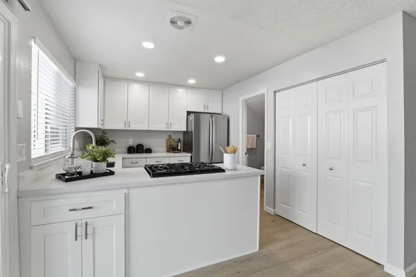 $899,950 | 3184 Fernside Square, San Jose, CA 95132