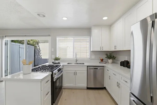 $899,950 | 3184 Fernside Square, San Jose, CA 95132