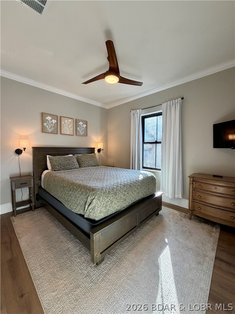 139 Jumping Bass Cove Road Roach, MO 65787 - Photo 22 of 57 Bedroom #2 main level