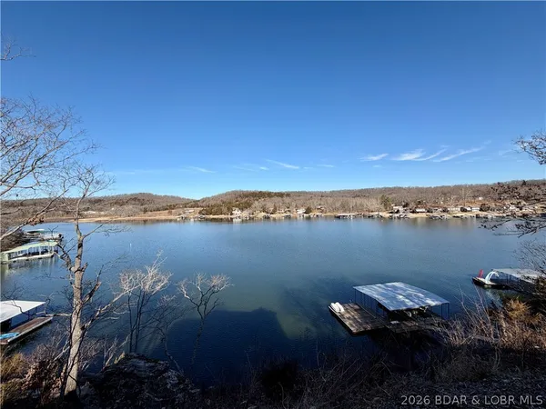 $900,000 | 139 Jumping Bass Cove Road, Roach, MO 65787