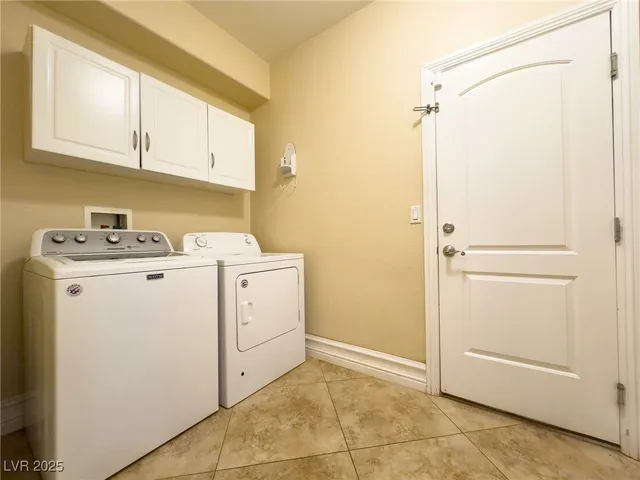 $2,950 | 175 Rising Mesa Court, Henderson, NV 89012