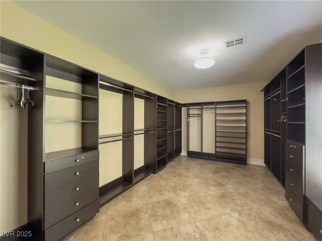 $2,950 | 175 Rising Mesa Court, Henderson, NV 89012