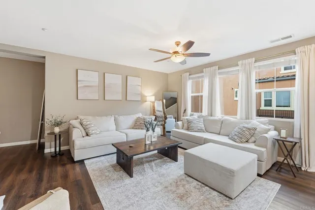 $699,999 | 60 Via Sovana, Santee, CA 92071