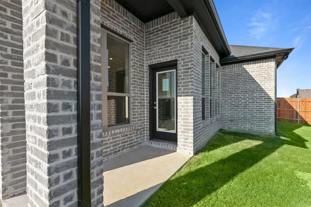 $449,995 | 4500 Copper Point Drive, Crowley, TX 76036