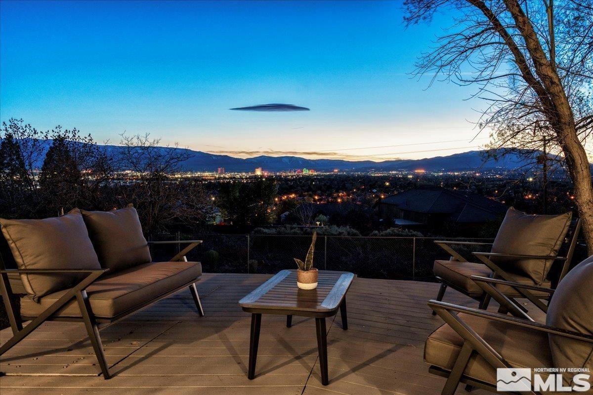 2665 Westview Boulevard Sparks, NV 89434 - Photo 30 of 33 a view of a chairs and table in patio