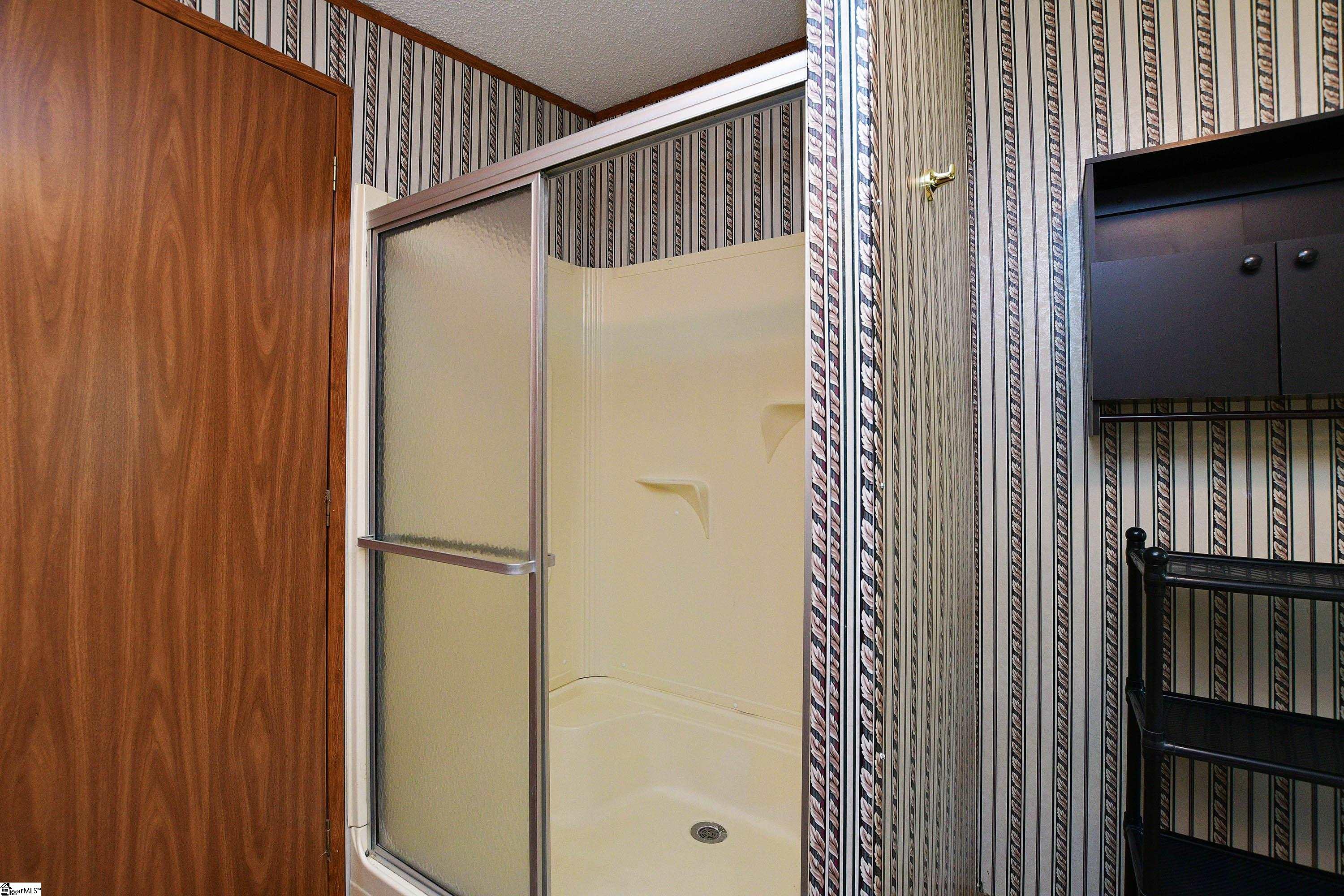 404 Redridge Court Fountain Inn, SC 29644 - Photo 17 of 34 Gallery Image 17