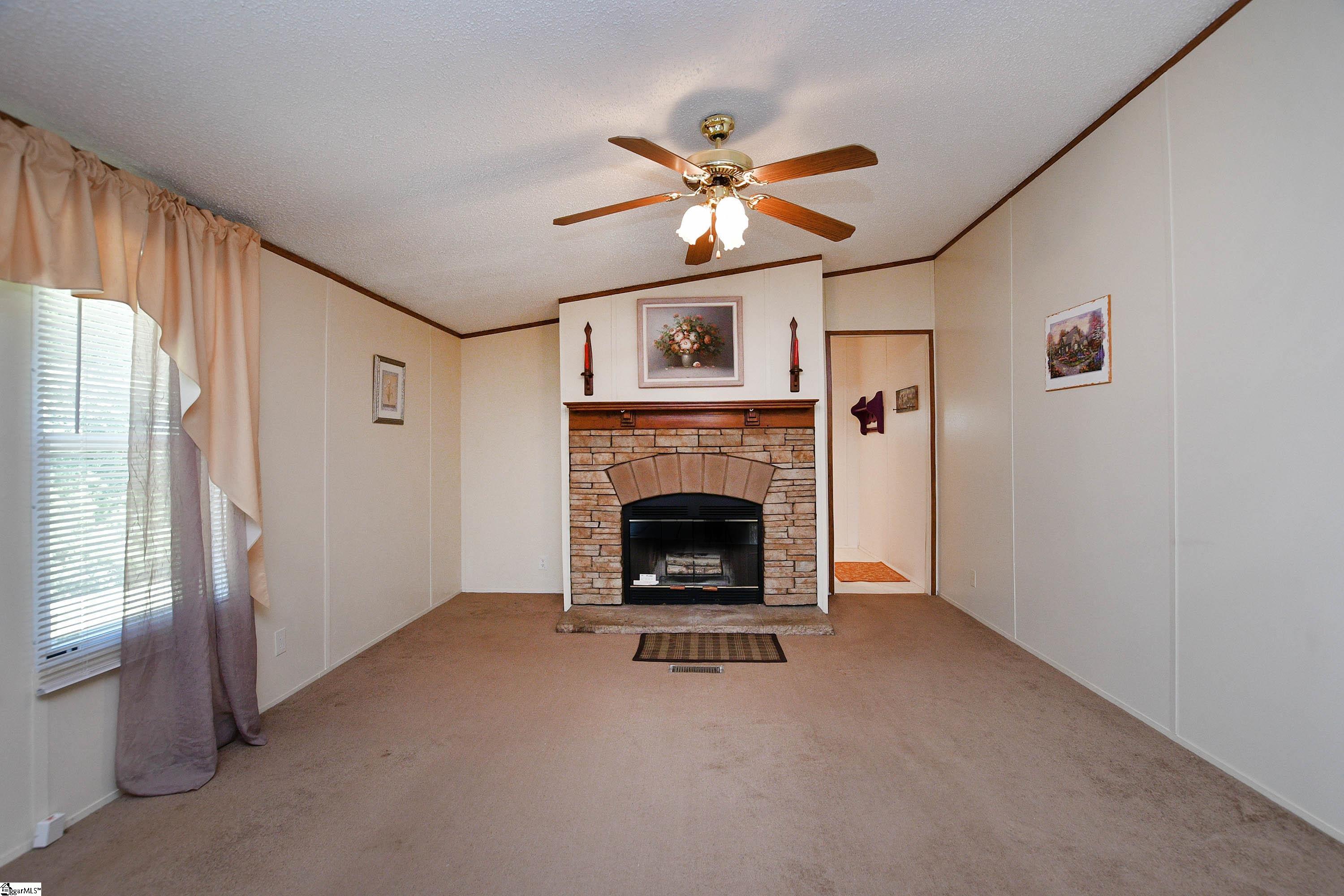 404 Redridge Court Fountain Inn, SC 29644 - Photo 21 of 34 Gallery Image 21