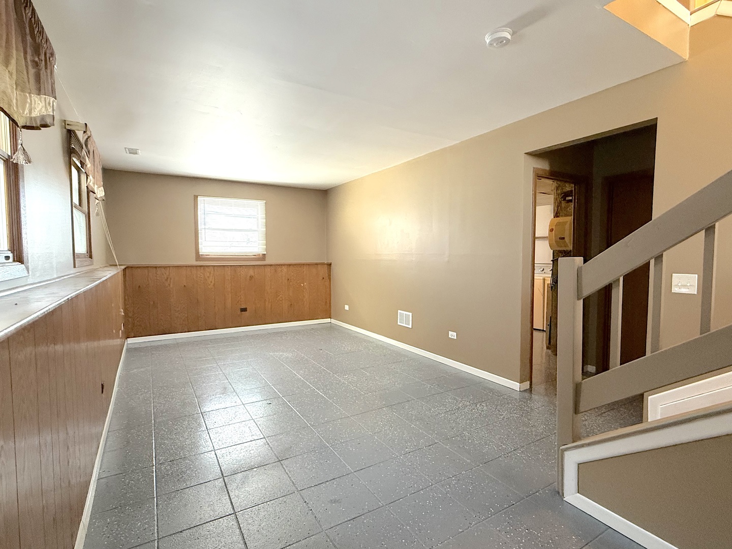 1703 Horeb Avenue Zion, IL 60099 - Photo 12 of 17