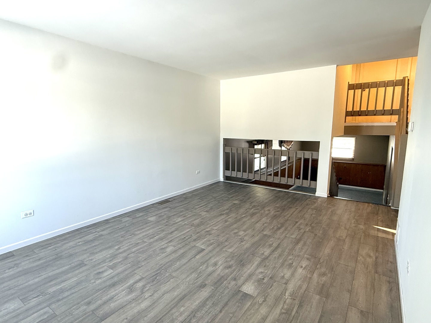 1703 Horeb Avenue Zion, IL 60099 - Photo 2 of 17