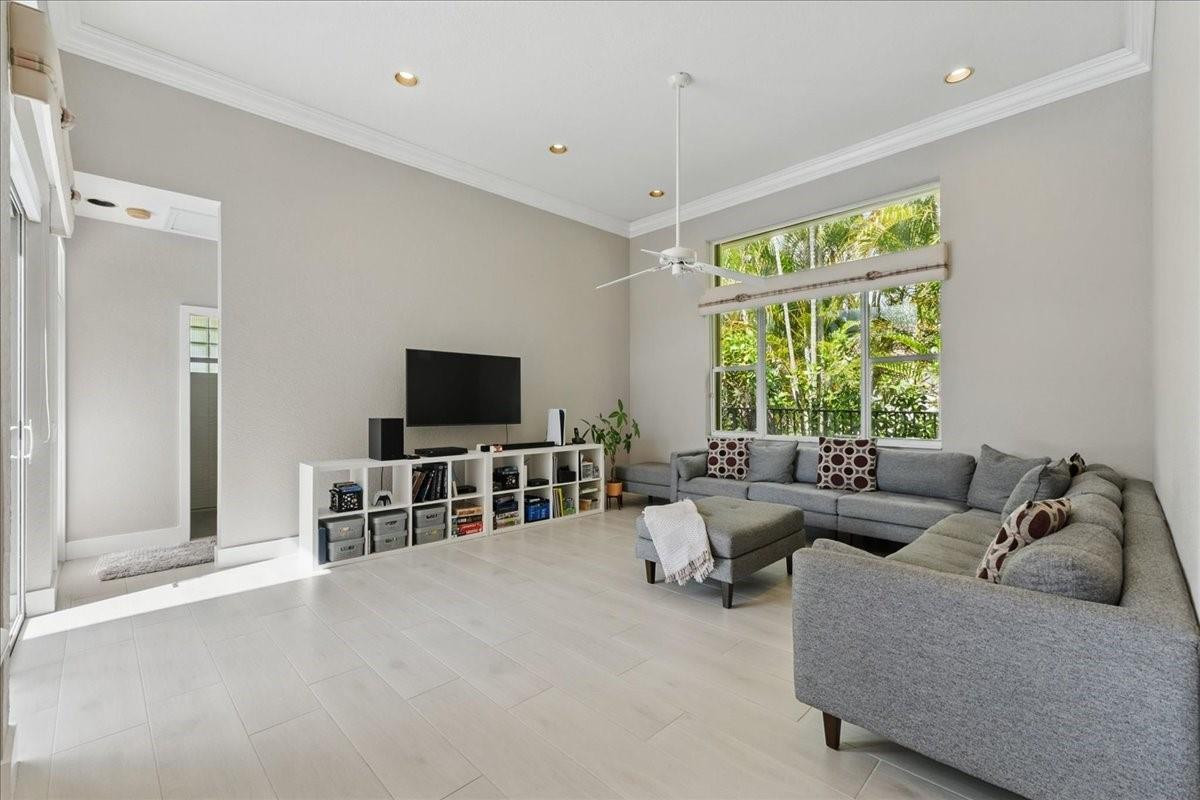 1137 Ginger Circle Weston, FL 33326 - Photo 20 of 52 Photo 20