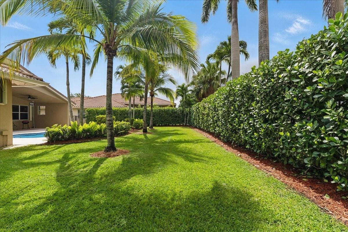 1137 Ginger Circle Weston, FL 33326 - Photo 42 of 52 Photo 42