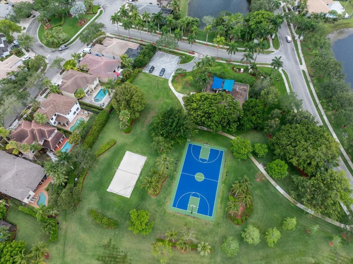 1137 Ginger Circle Weston, FL 33326 - Photo 48 of 52 Photo 49